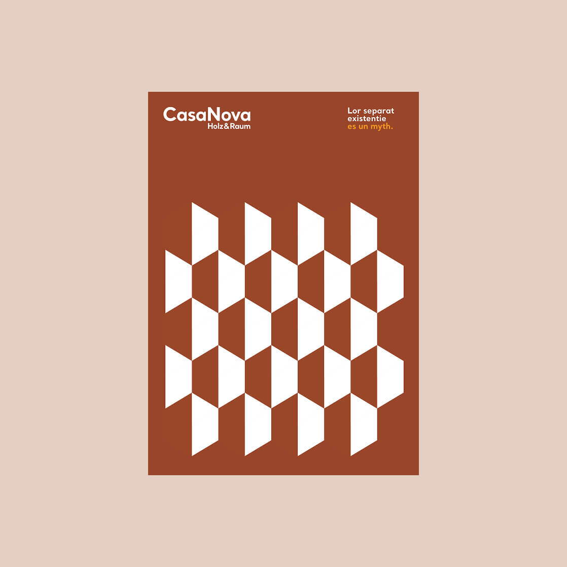 Plakatgestaltung mit CasaNova Logo und geometrischem Markenmuster in Weiss auf braunem Hintergrund.